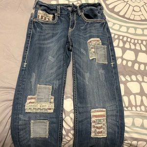 Cowgirl Tuff Fiercely Free Jeans. Size 27 length 33. Like new condition!